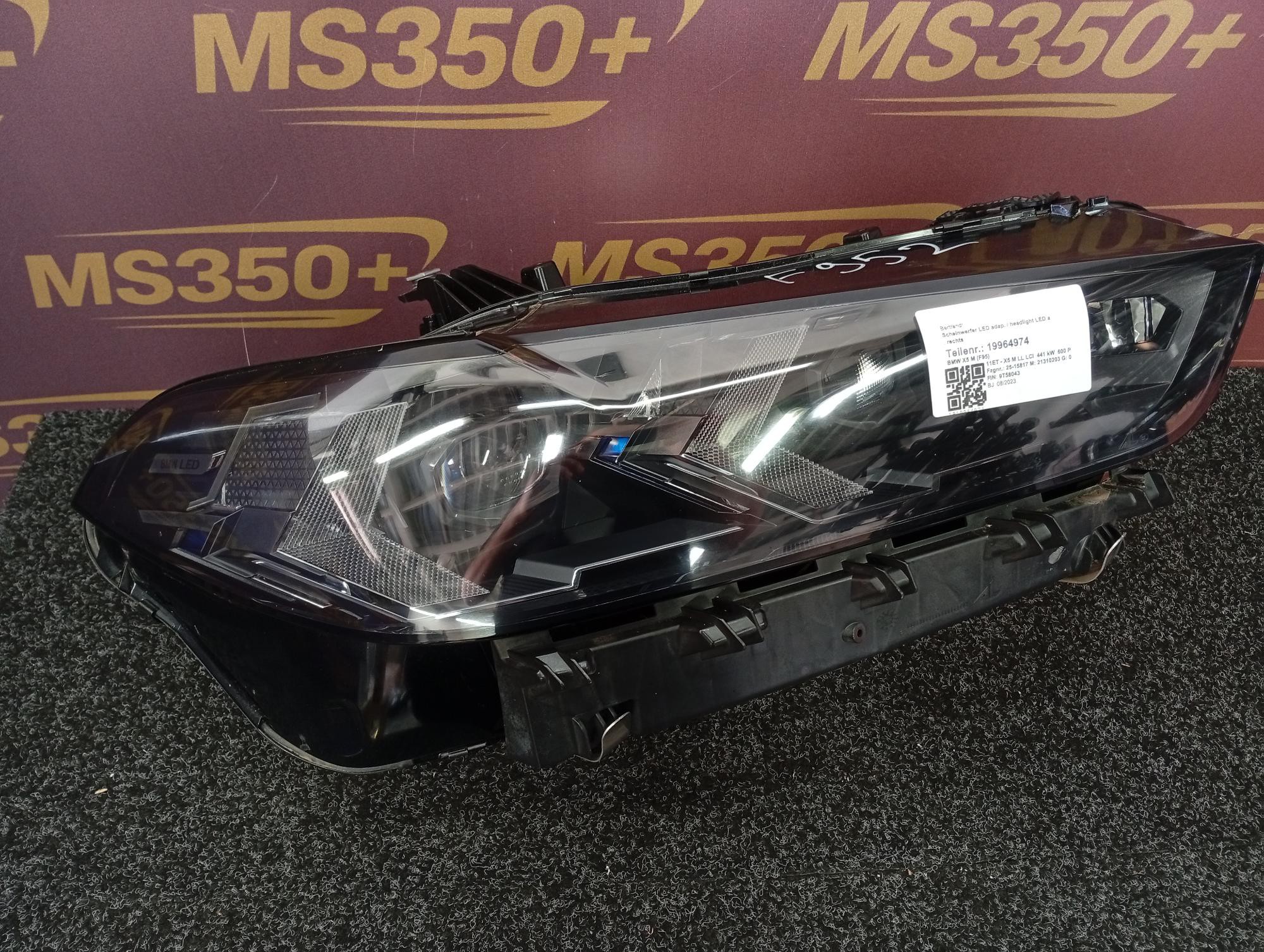 Б/у Фара передня права BMW X5M F95 - 1