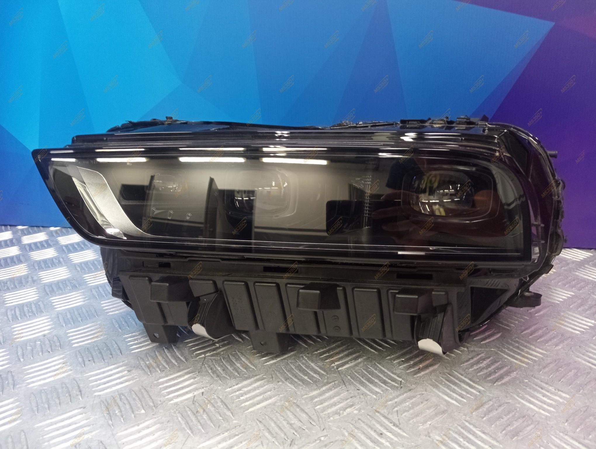 Б/у Фара передня ліва BMW X7 G07 - 1