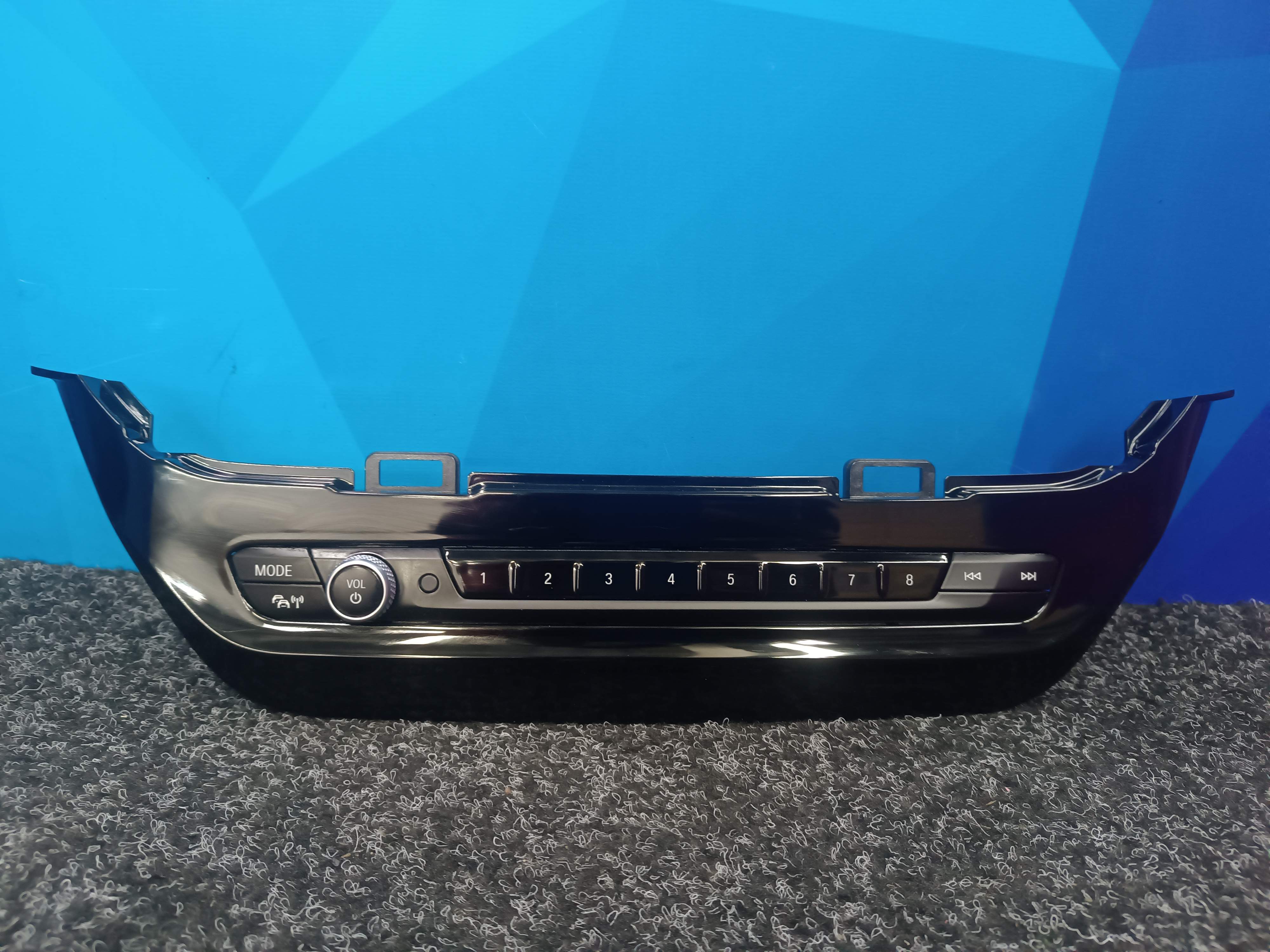 Б/у Панель управління аудіо системи (блок кнопок) BMW X3 G01 - 1