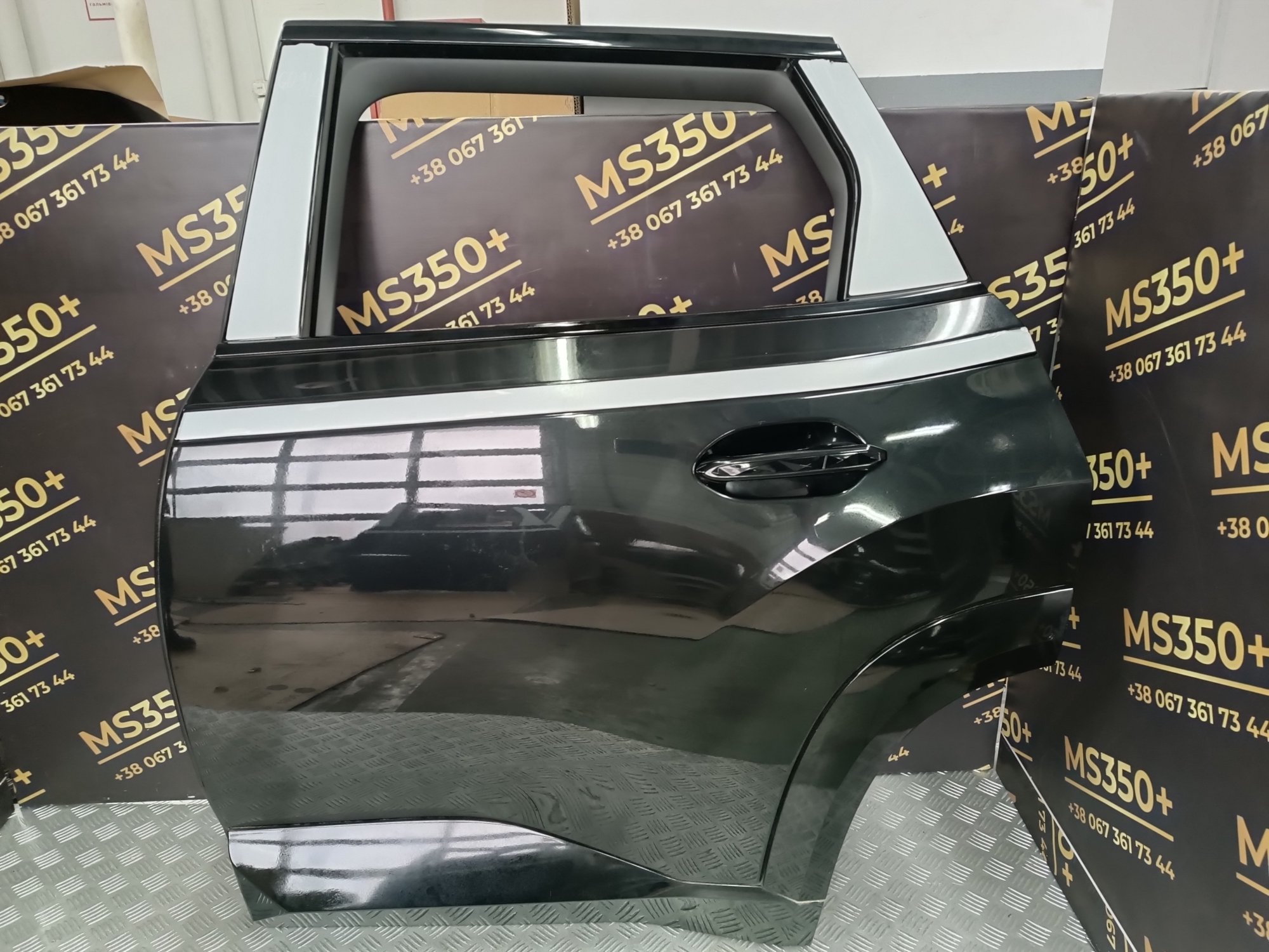 Б/у Двері задні ліві BMW XM G09 - 1