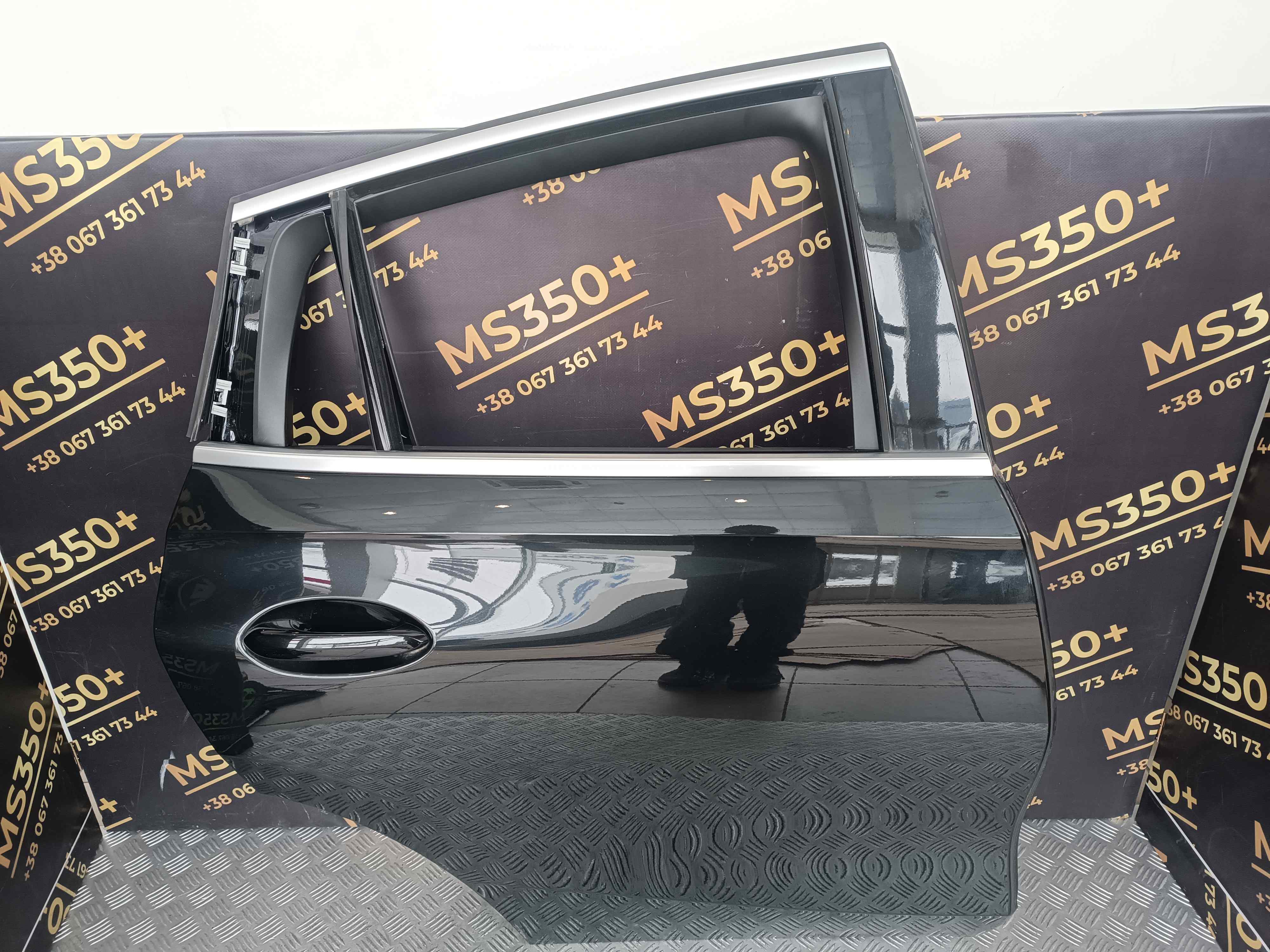 Б/у Двері задні праві BMW X6 G06 - 1