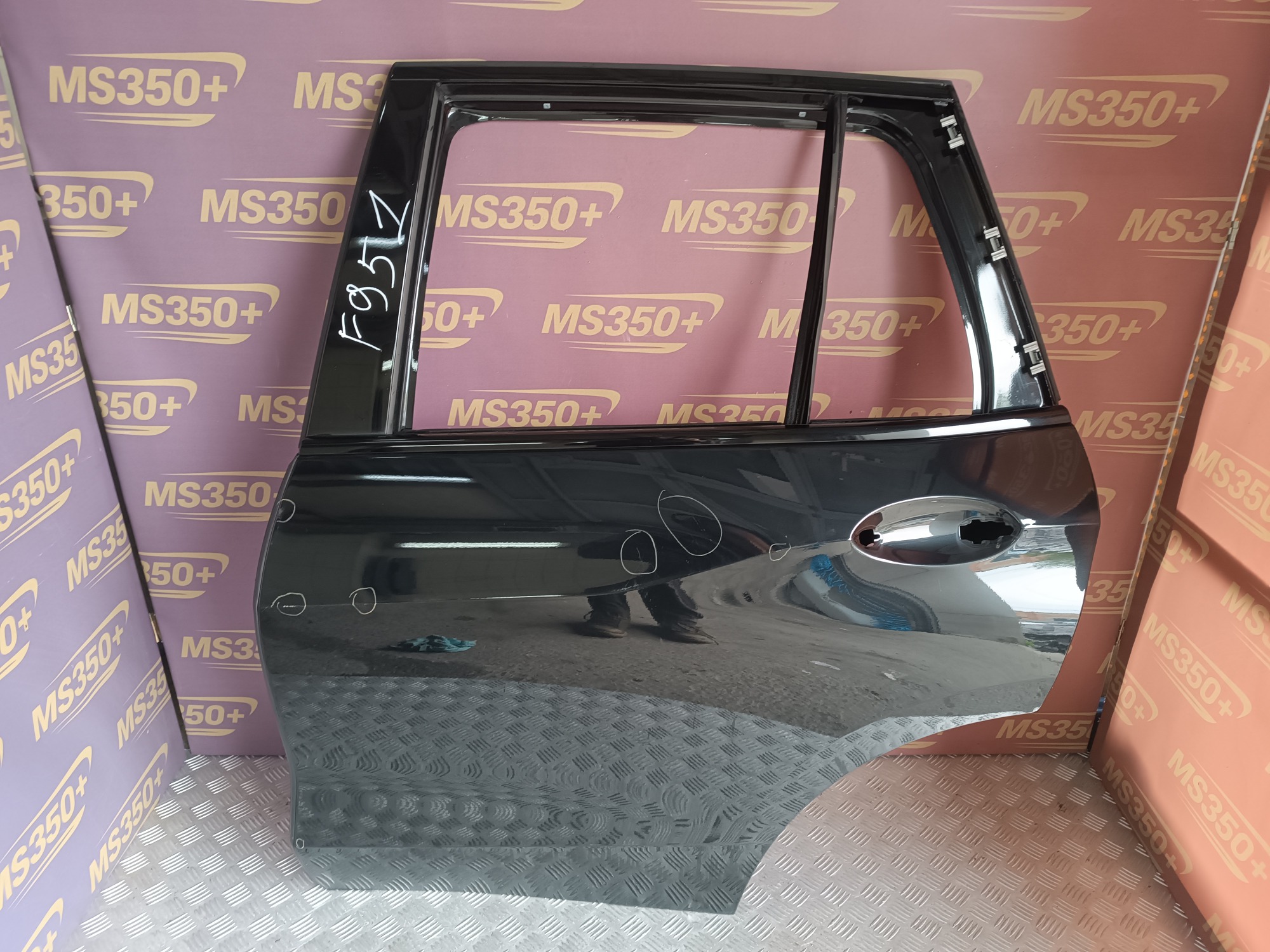 Б/в Дверь задняя левая BMW X5M F95 - 1