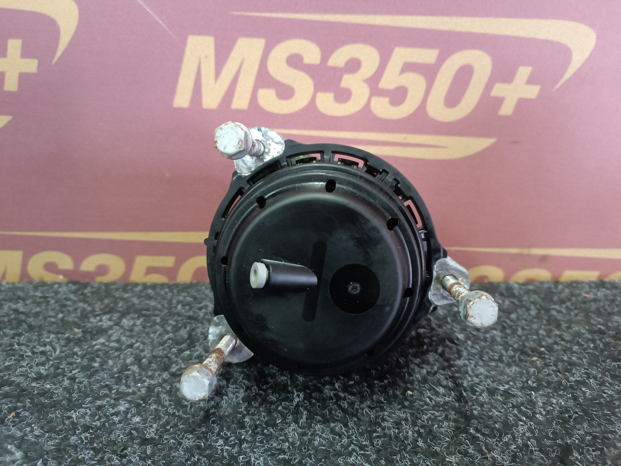 Б/у Подушка двигуна права BMW X5 G05 - 1