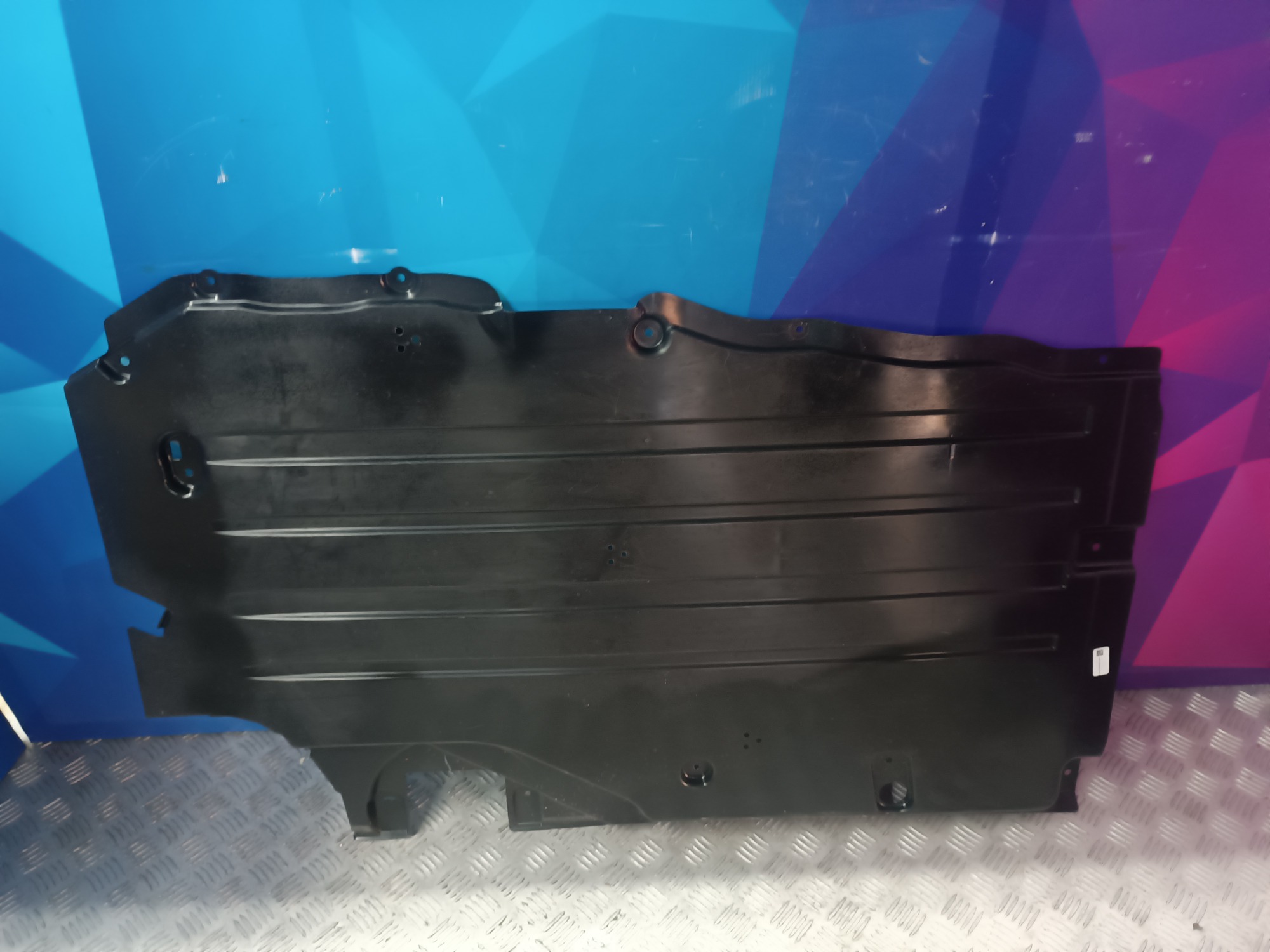 Б/в Защита днища BMW XM G09 - 1