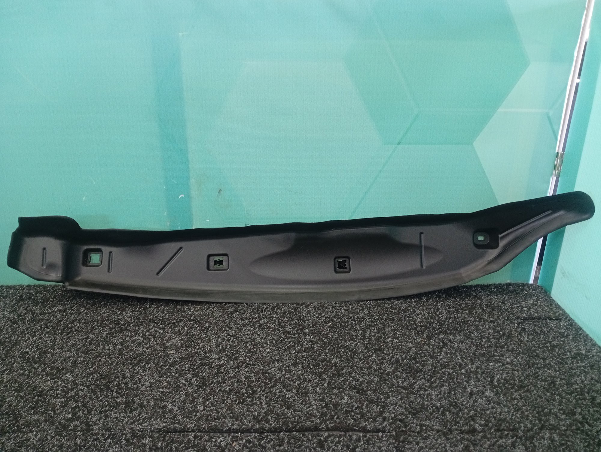 Б/у Ущільнювач крила BMW XM G09 - 1