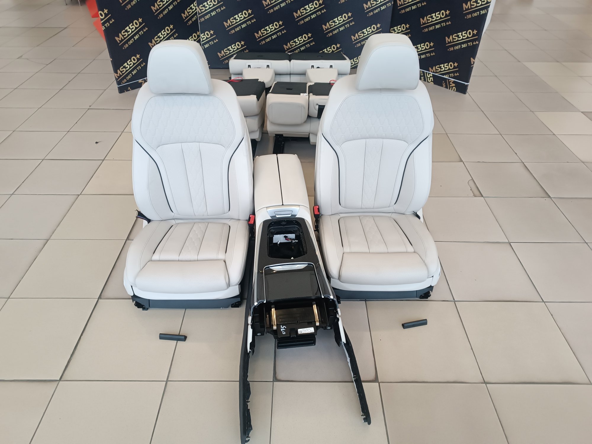 Б/у Салон (сидіння) комплект BMW X7 G07 - 1