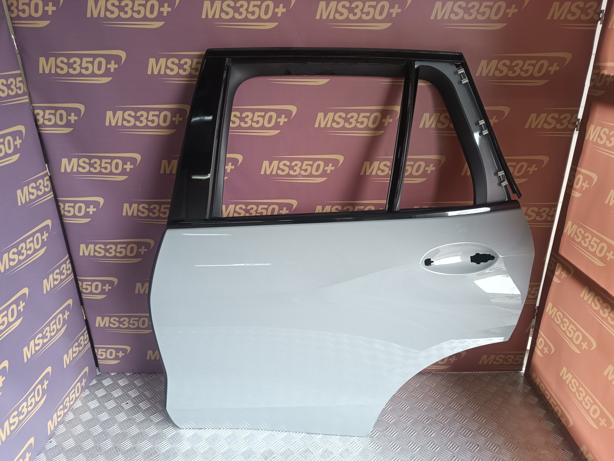Б/у Двері задні ліві BMW X5 G05 - 1