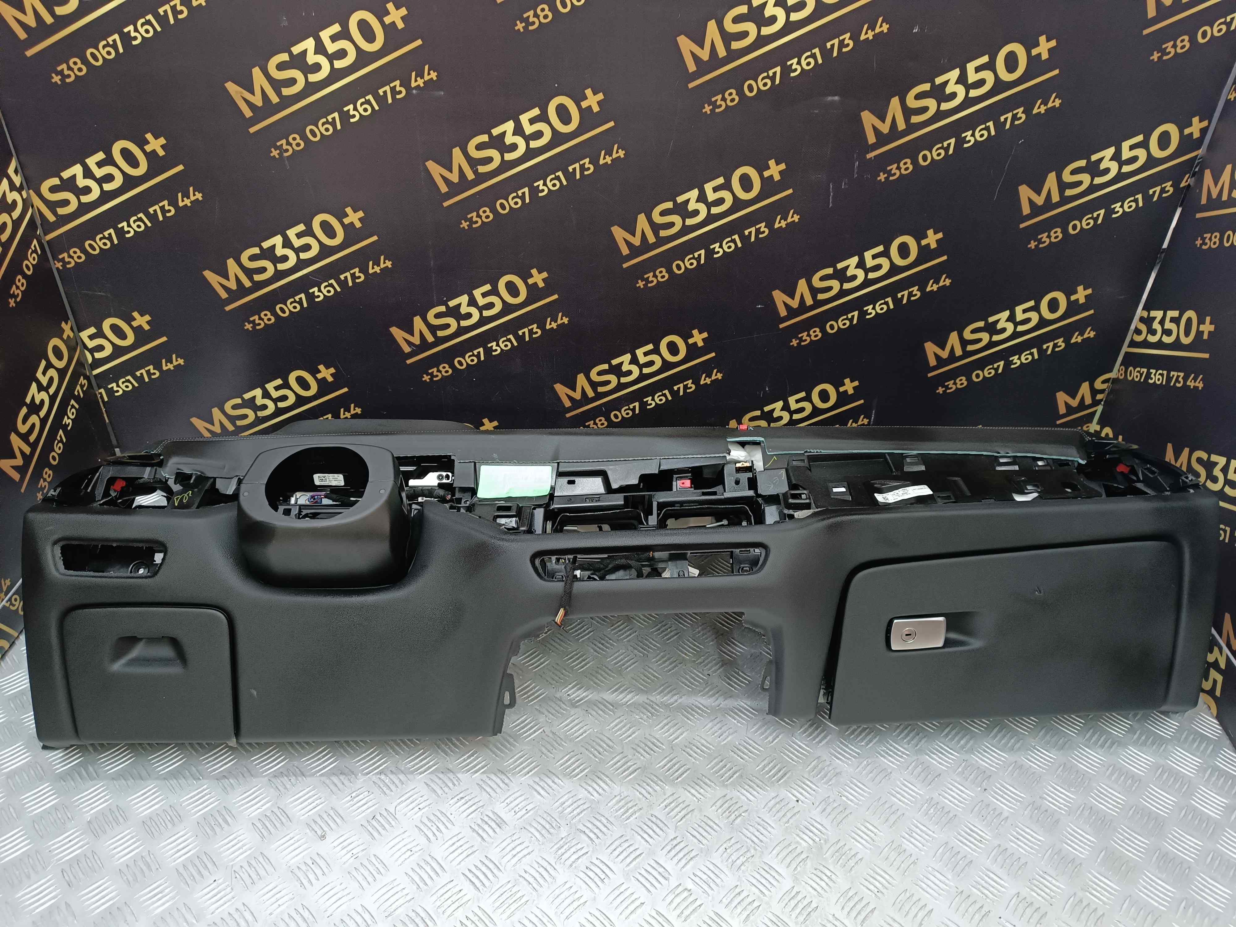 Б/у Торпедо (панель передня) BMW X5 G05 - 1