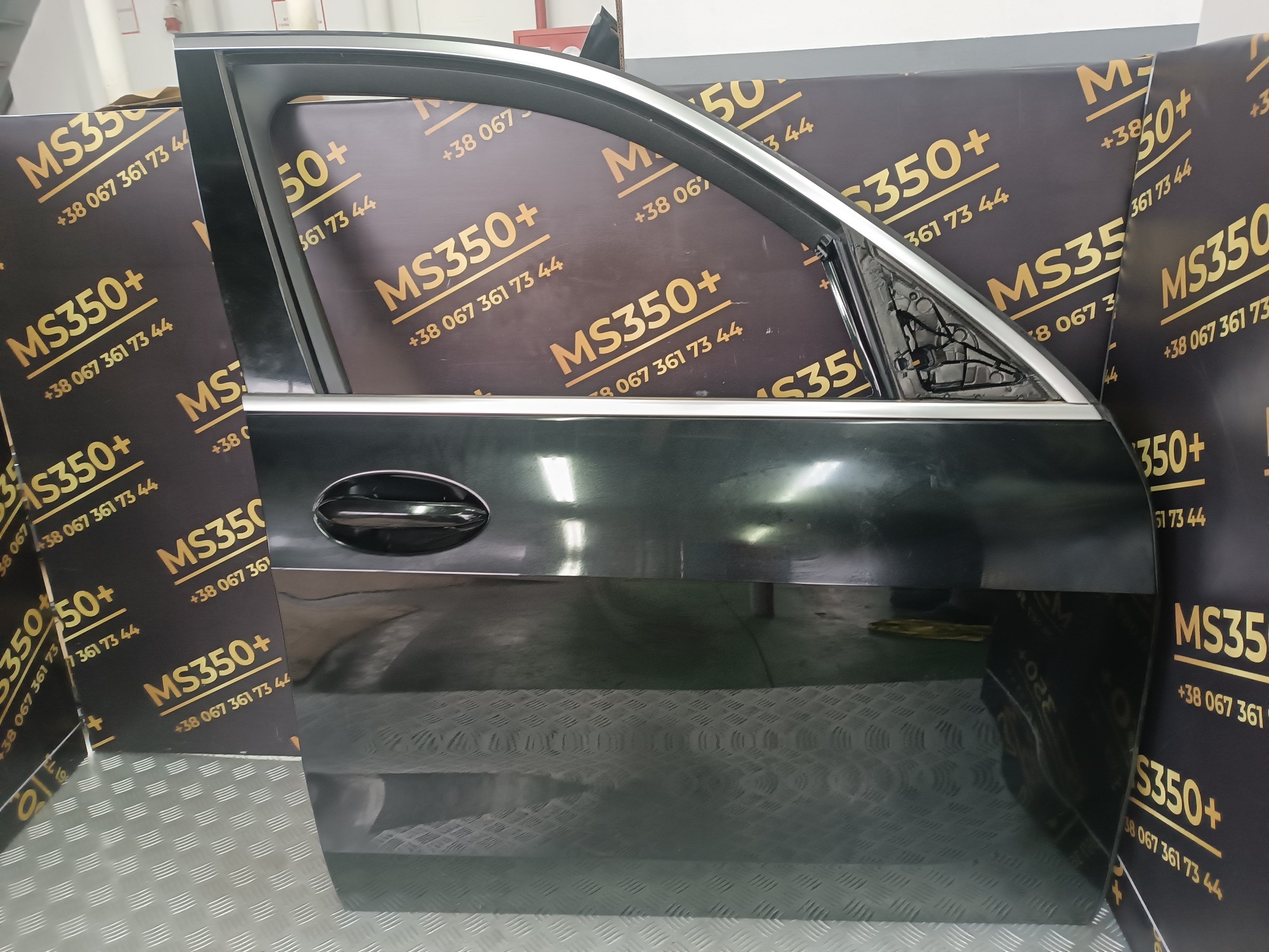 Б/у Двері передні праві BMW X5 G05 - 1