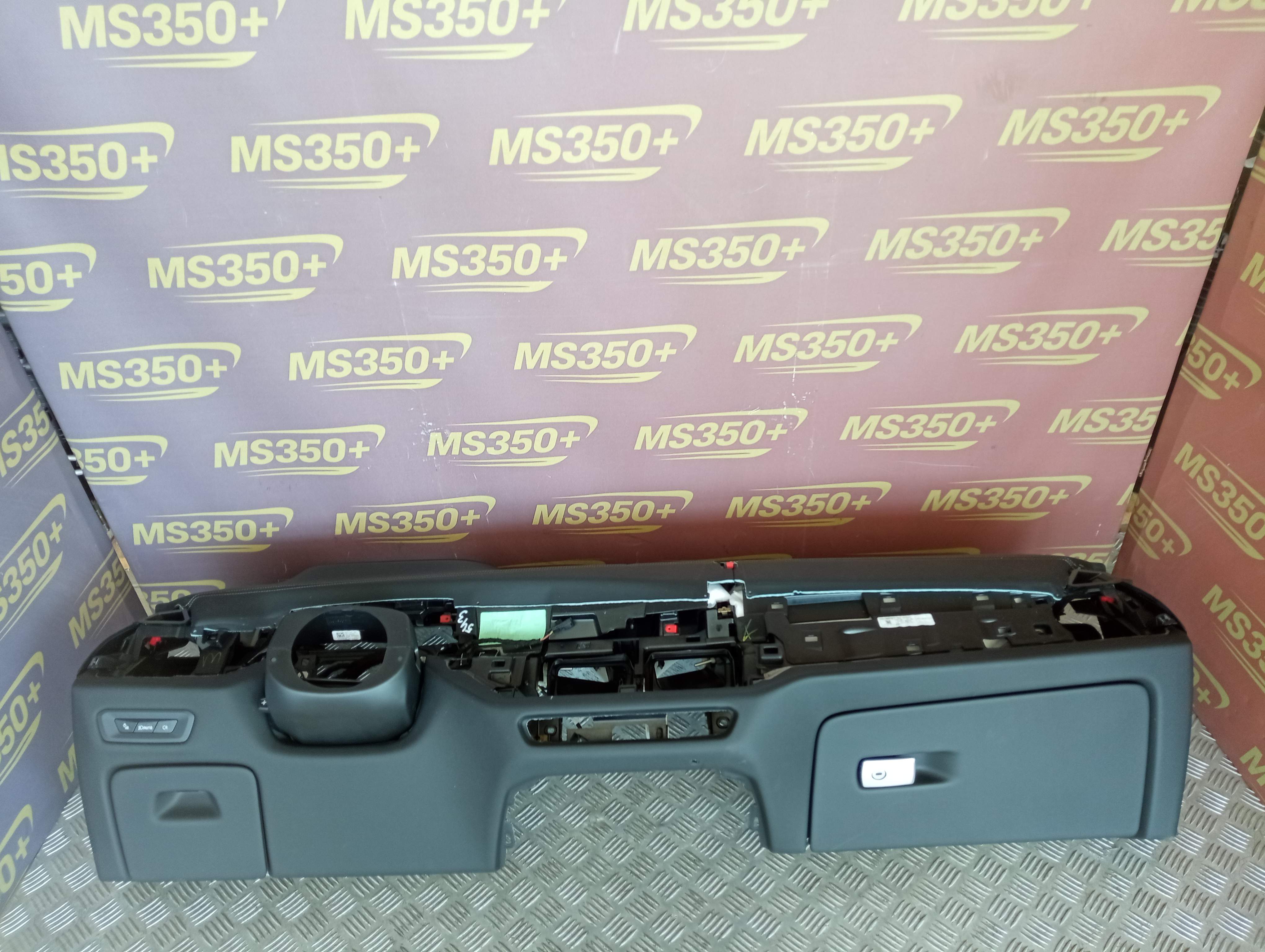 Б/в Торпедо (панель передняя) BMW X5 G05 - 1