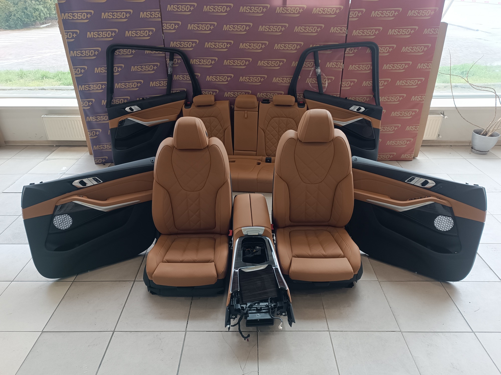 Б/у Салон (сидіння) комплект BMW X5 G05 - 1