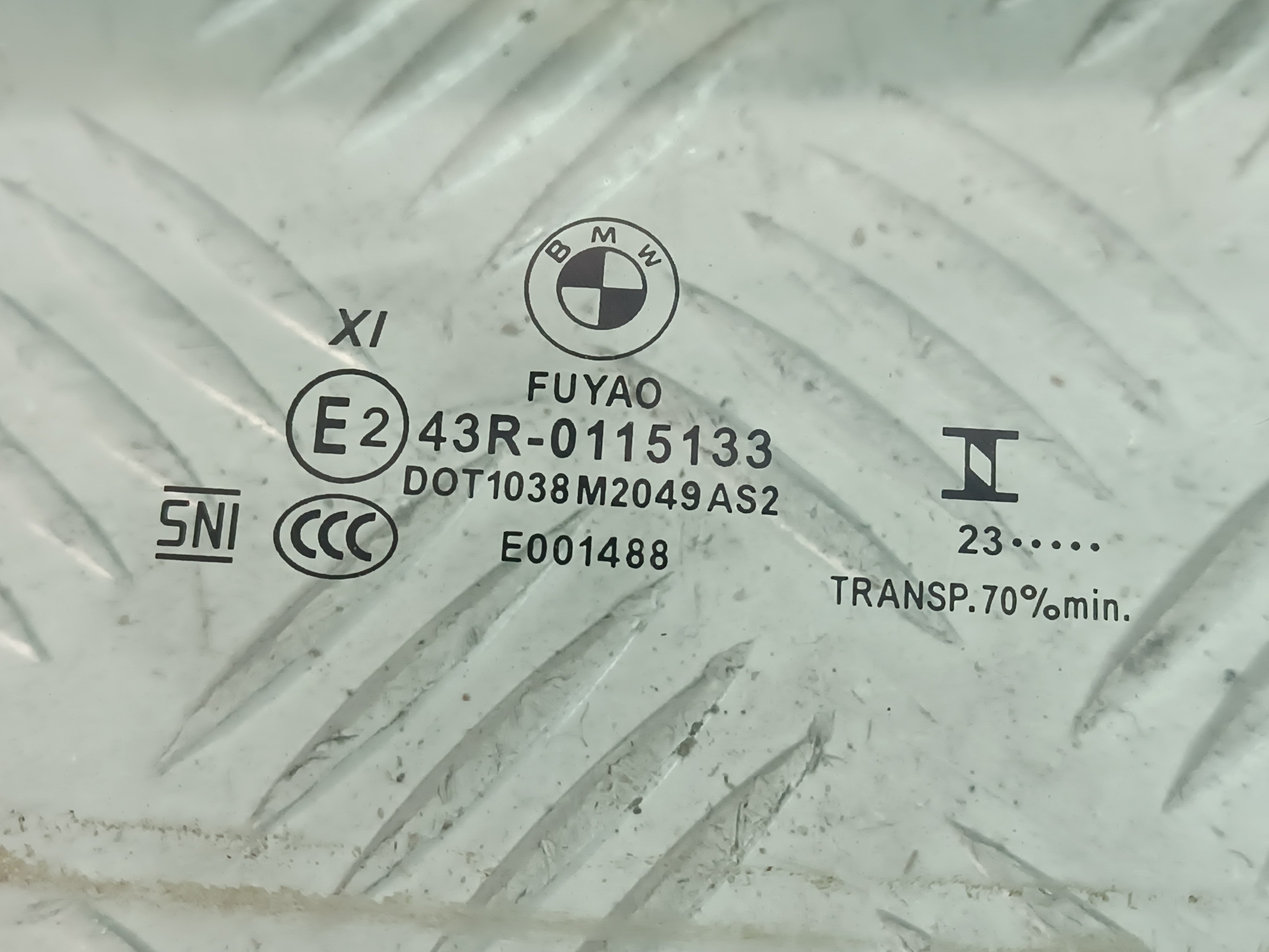 Б/у Скло бокових дверей передніх правих BMW X5 G05 - 1