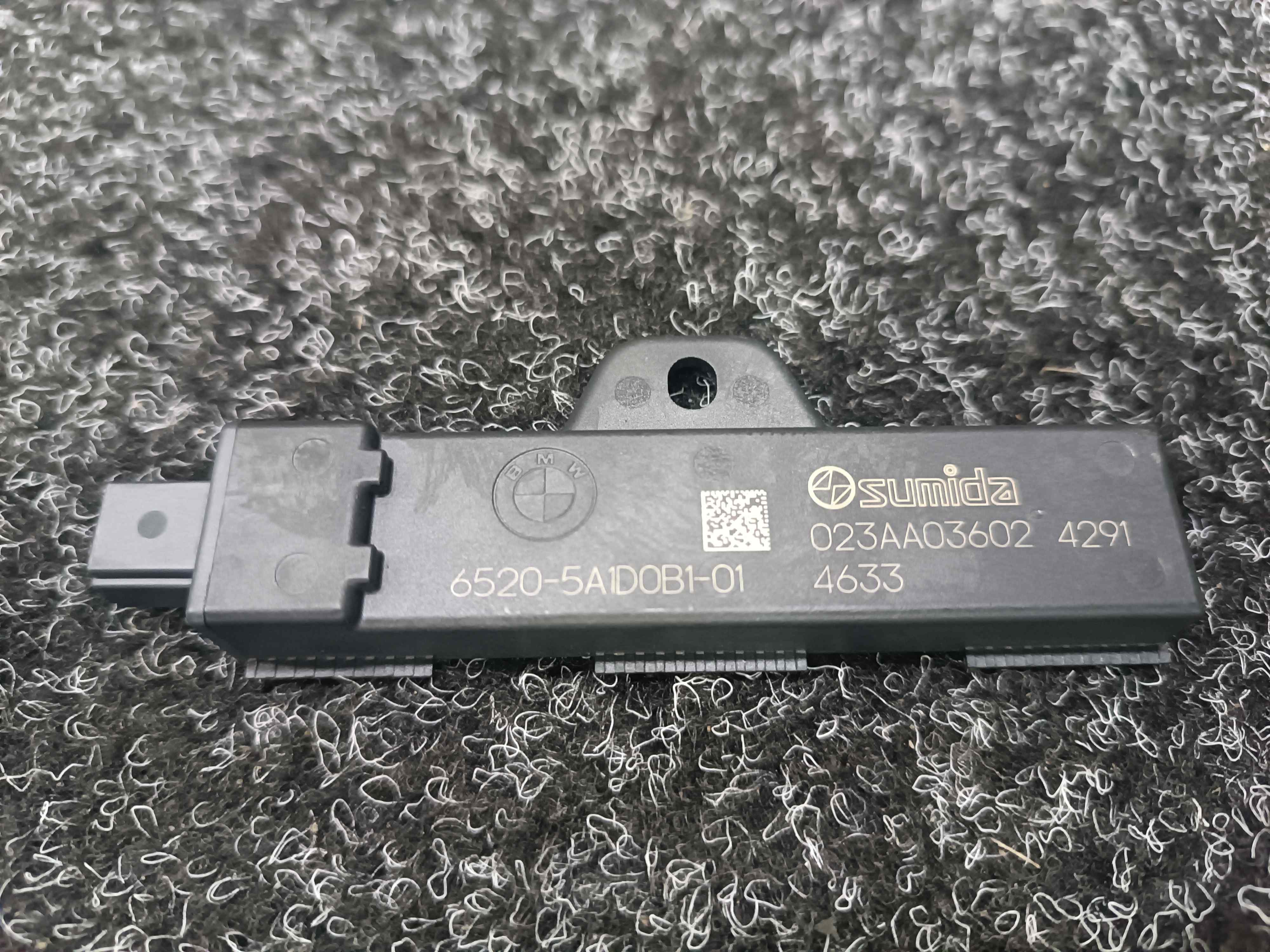Б/у Антена безключового доступу BMW X5 G05 - 1