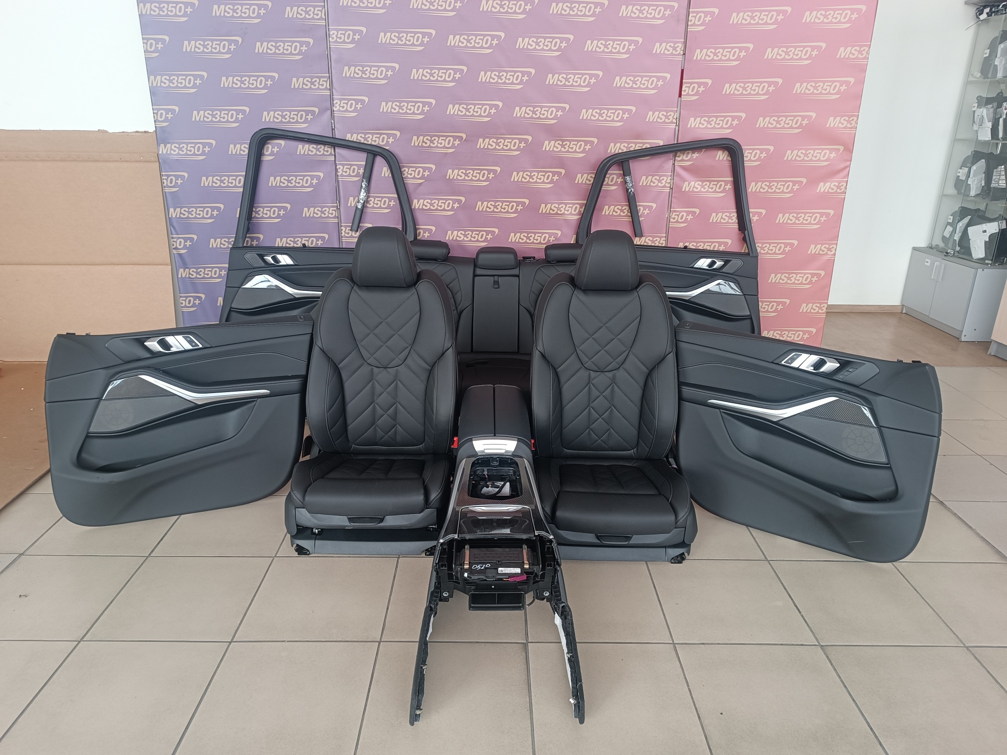 Б/у Салон (сидіння) комплект BMW X5 G05 - 1