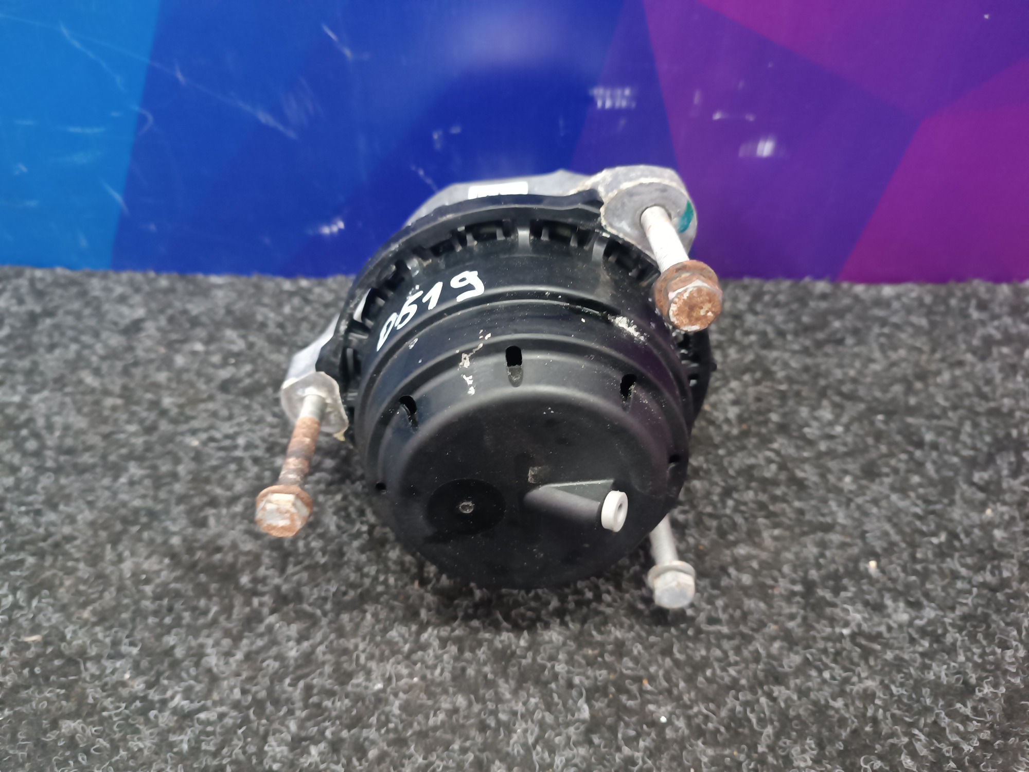 Б/у Подушка двигуна BMW X5 G05 - 1