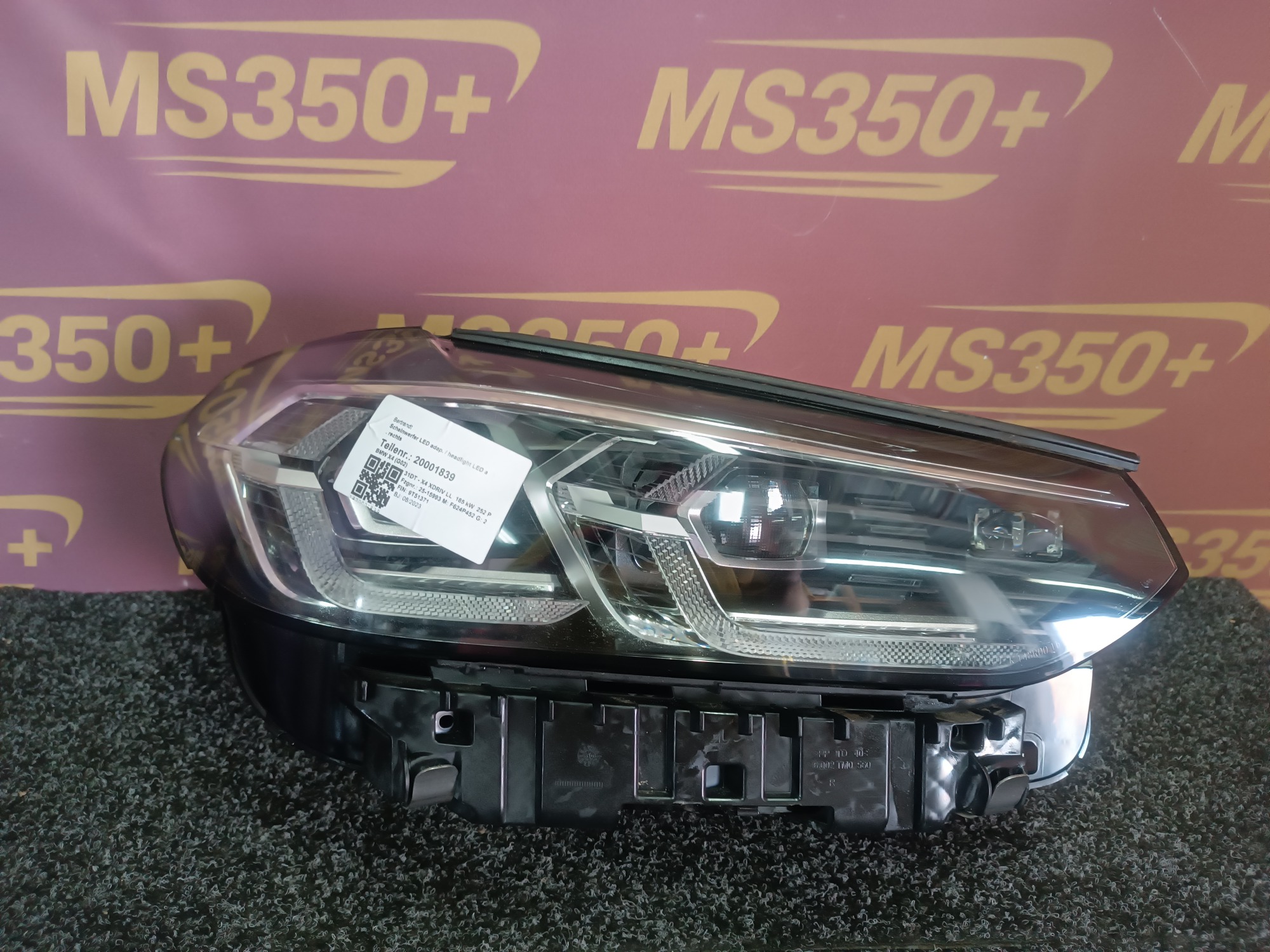 Б/у Фара передня права BMW X4 G02 - 1