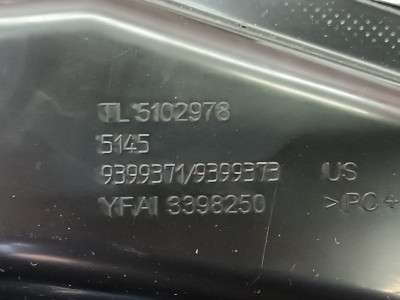 Б/у Декоративна накладка на торпедо BMW X7 G07
