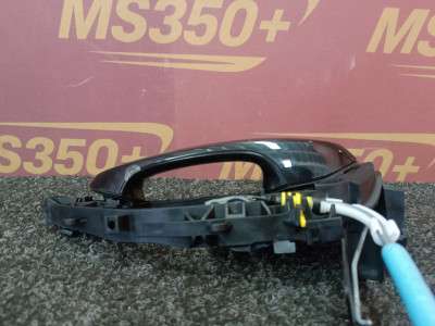 Б/у Ручка дверей зовнішня ліва сторона задня/передня BMW X7 G07