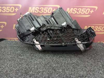 Б/у Фара передня ліва BMW X5 G05