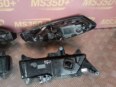 Б/у Задній ліхтар комплект BMW XM G09