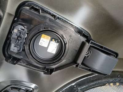 Б/у Крило переднє ліве BMW X5 G05