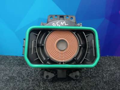 Б/у Сабвуфер BMW X5 G05