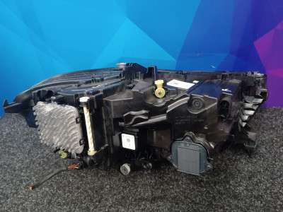 Б/у Фара передня ліва BMW X6 G06