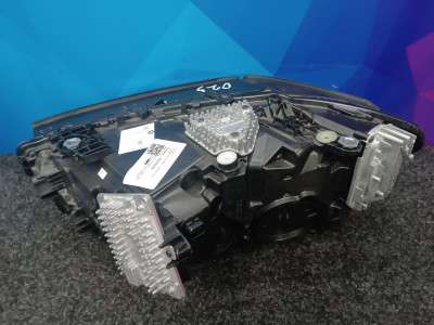 Б/у Фара передня права BMW X4 G02