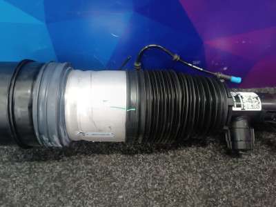 Б/у Пневмоподушка передня права BMW X5 G05