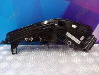 Б/у Фара передня права BMW X7 G07