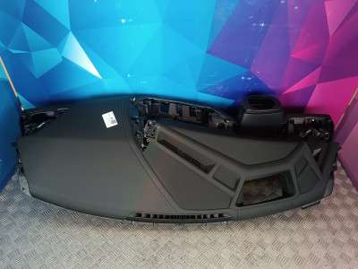 Б/у Торпедо (панель передня) BMW XM G09