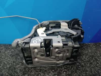 Б/у Замок дверей передньої лівої BMW X7 G07