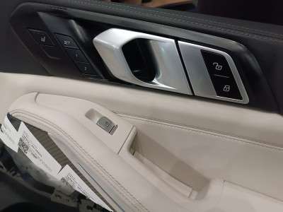 Б/в Салон (сидения) комплект BMW X7 G07