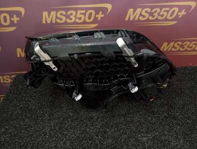 Б/у Фара передня ліва BMW X5 G05