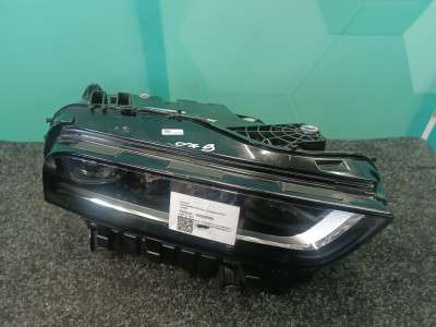 Б/у Фара передня права BMW X7 G07