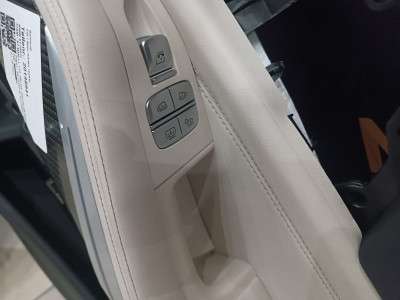 Б/в Салон (сидения) комплект BMW X7 G07