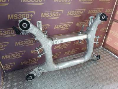 Б/у Балка підвіски задня (підрамник) BMW X5M F95