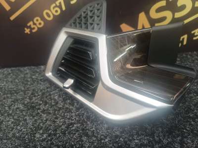 Б/у Дефлектор обдування салону BMW X5 G05