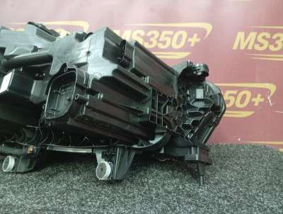 Б/у Фара передня ліва BMW X5 G05
