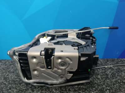 Б/в Замок двери передней левой BMW X5 G05