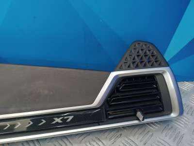 Б/у Дефлектор обдування салону центральний BMW X7 G07