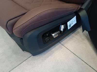 Б/в Салон (сидения) комплект BMW X6 G06