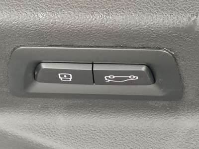Б/у Кришка багажника (двері) BMW X7 G07