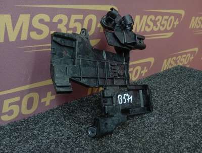 Б/у Кронштейн BMW X7 G07