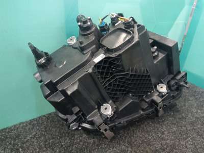 Б/у Фара передня ліва BMW XM G09