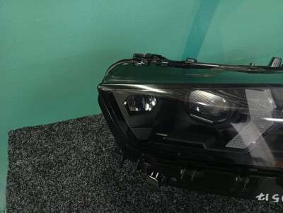 Б/у Фара передня ліва BMW X5 G05