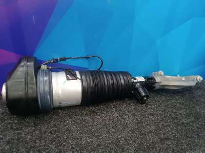Б/у Пневмоподушка передня права BMW X5 G05