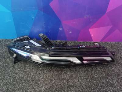 Б/у Фара передня права BMW X7 G07