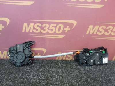 Б/у Замок кришки (двері) багажника BMW X5M F95