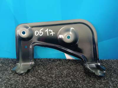 Б/в Кронштейн (крепление) крыла левый BMW X5 G05